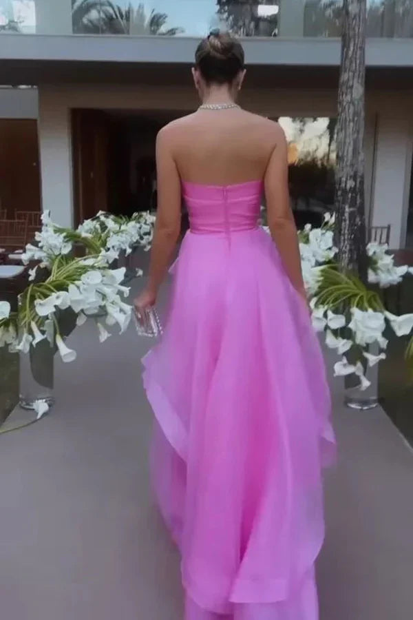 Elegantes vestidos de fiesta largos formales sin tirantes y en capas